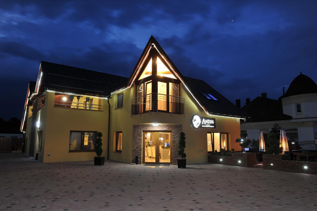 Penzion Anesis - Studia Turčianske Teplice Exterior foto